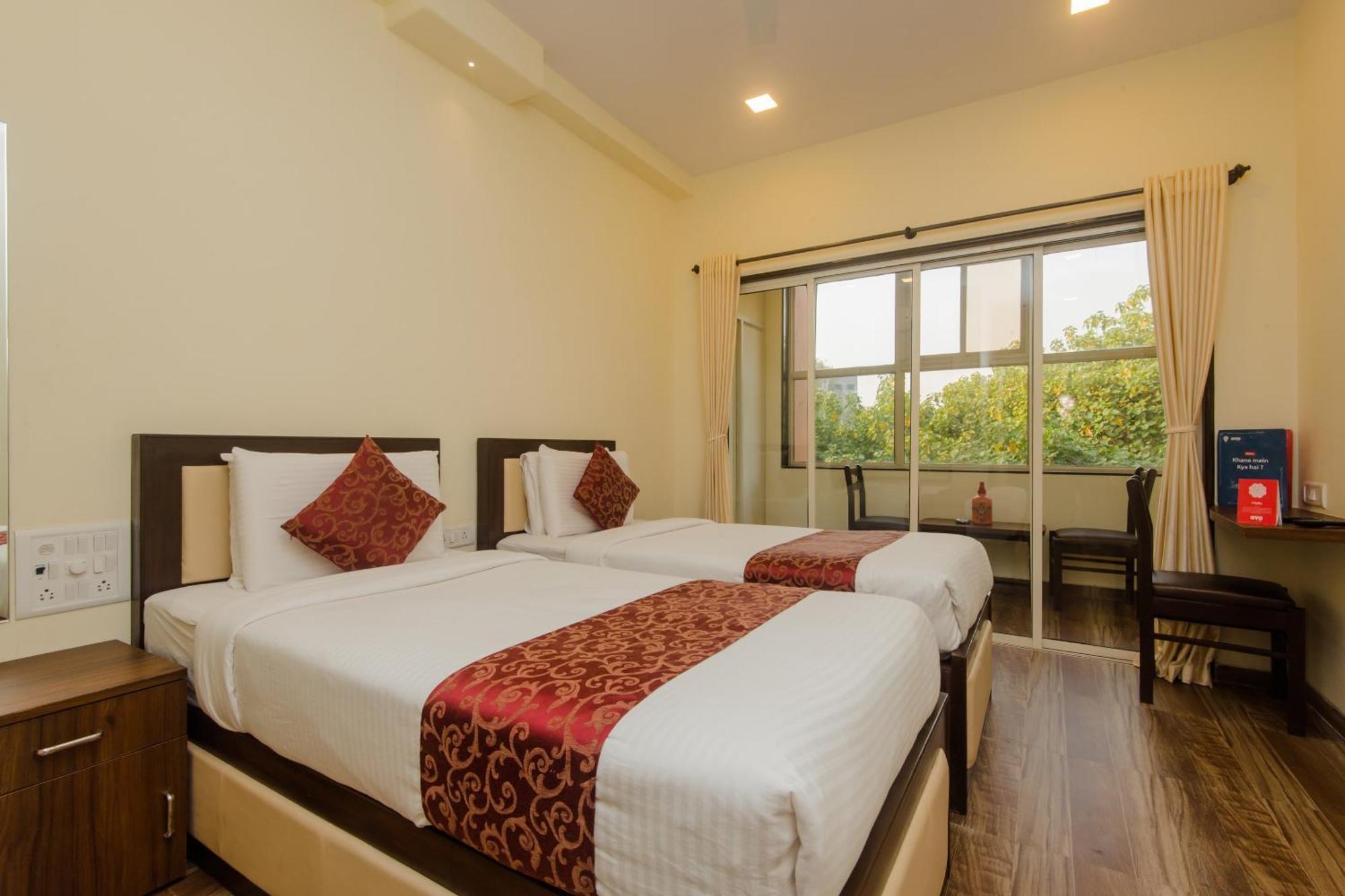 Super Hotel O Divine Residency Near Phoenix Marketcity Bombaim Exterior foto