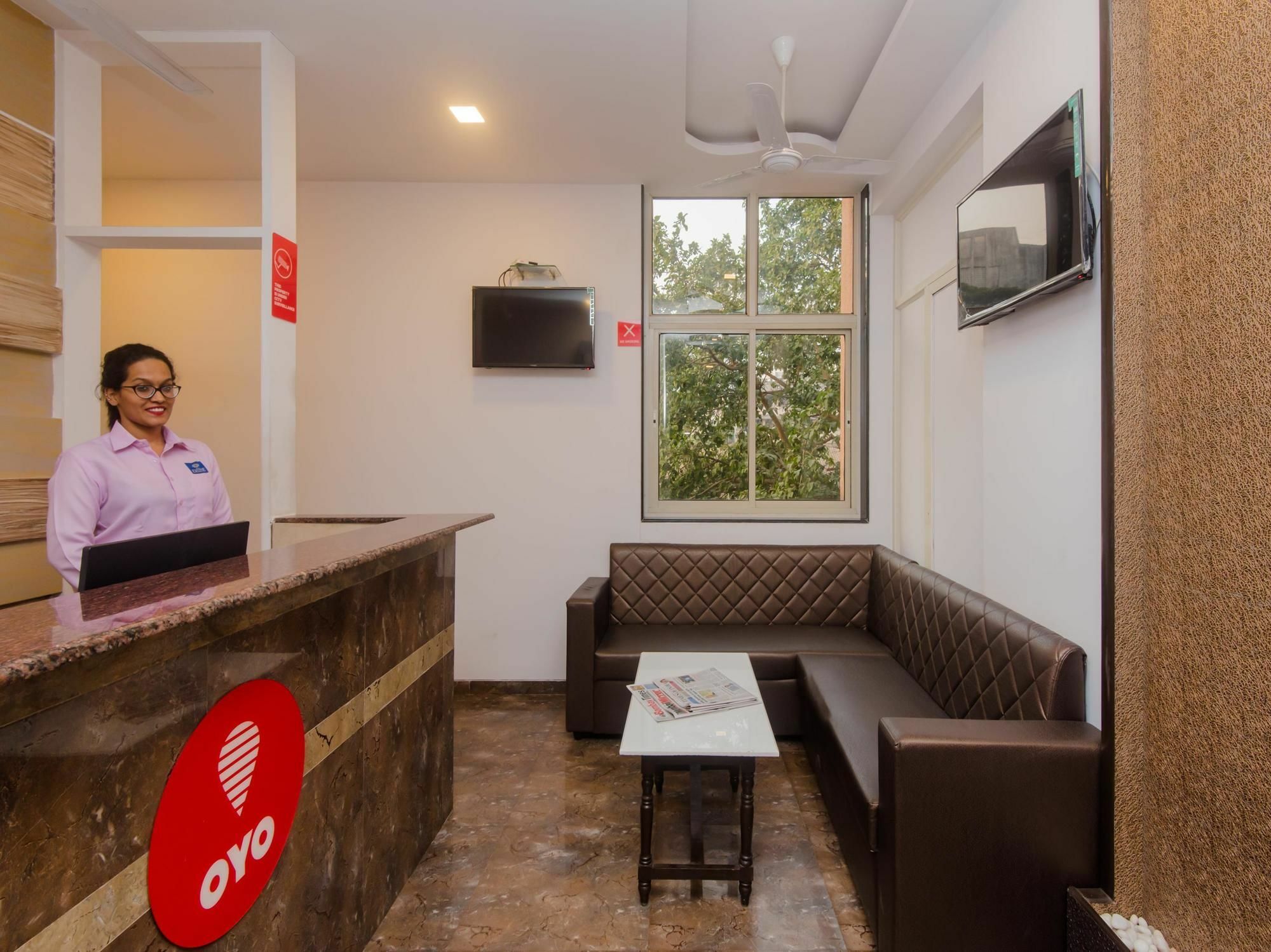 Super Hotel O Divine Residency Near Phoenix Marketcity Bombaim Exterior foto